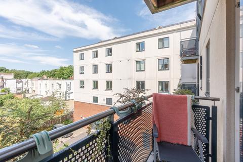 Flat 20, Coronation Court Cooperage Lane, Southville, Bristol, BS3 1FH