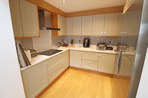 7 Cecil Avenue, Grays, RM16 6QA