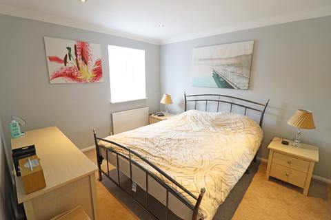 7 Cecil Avenue, Grays, RM16 6QA