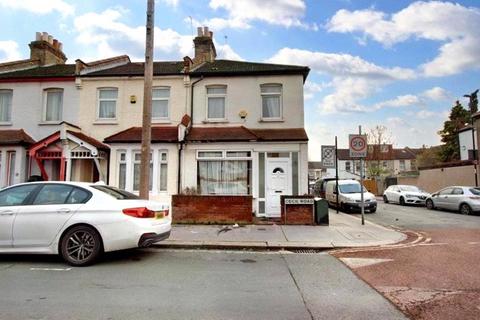 3 bedroom end of terrace house for sale, Cecil Road, Croydon, CR0