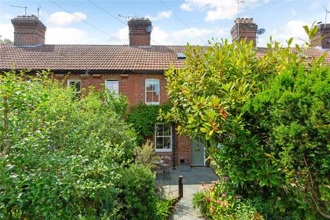 3 bedroom terraced house for sale, Culverwell Gardens, Winchester, Hampshire, SO23