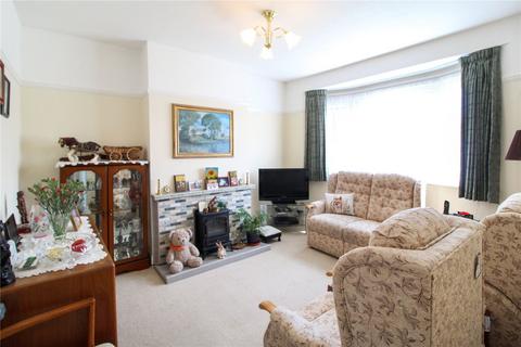 2 bedroom bungalow for sale, Alton Gardens, Southend-on-Sea, Essex, SS2