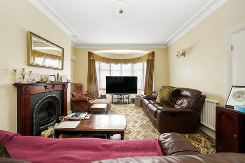 5 bedroom house for sale, Emmot Avenue, Ilford, IG6