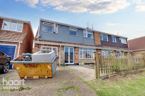 4 bedroom semi-detached house for sale, Cliff Gardens, Sheerness