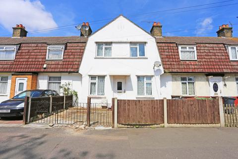 2 bedroom terraced house for sale, Perth Road, Barking