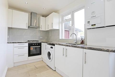 2 bedroom terraced house for sale, Perth Road, Barking