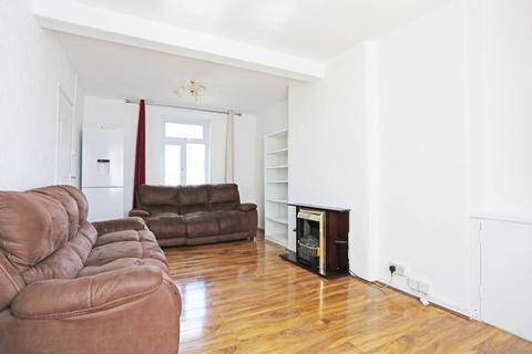 2 bedroom terraced house for sale, Perth Road, Barking