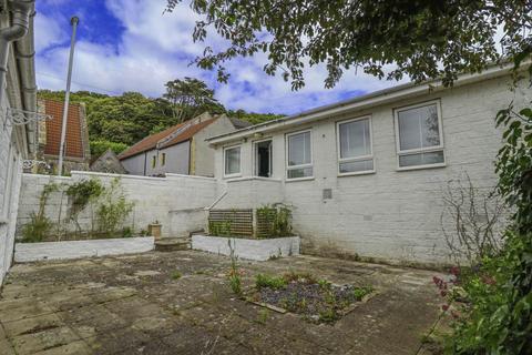 Stonelea Camp Road, Weston-super-mare, BS23 2EN