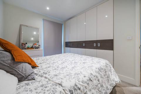 1 bedroom flat for sale, Kidbrooke Park Road, Kidbrooke, London, SE3