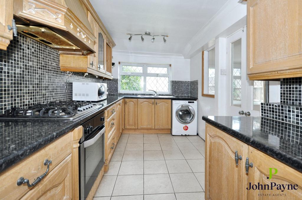 Fitted Kitchen