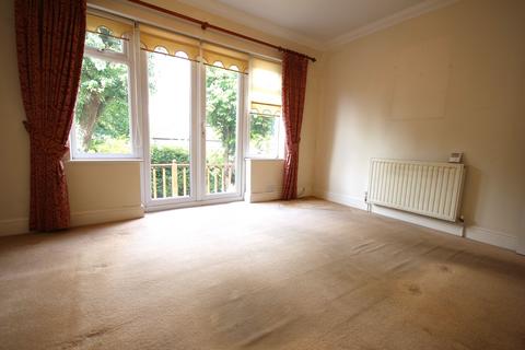 2 bedroom maisonette for sale, Grey Towers Avenue, Hornchurch