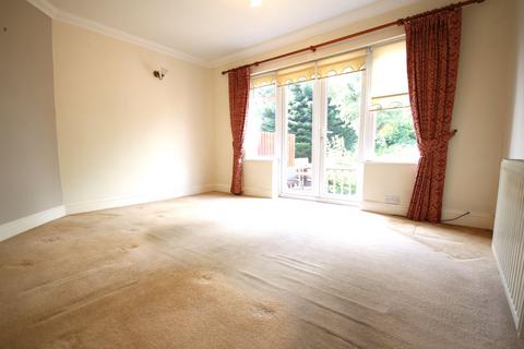 2 bedroom maisonette for sale, Grey Towers Avenue, Hornchurch