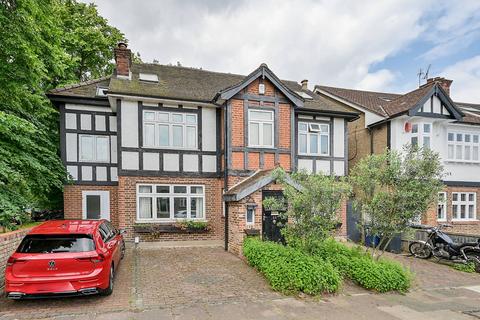 6 bedroom house for sale, Southdown Avenue, Ealing, London, W7