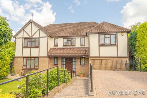 5 bedroom detached house for sale, Pentre Lane, Llantarnam, NP44