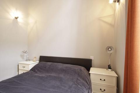 1 bedroom flat to rent, 2703L – King Street, Edinburgh, EH6 6TN