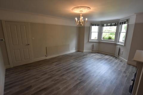 1 bedroom flat to rent, St. Peters Road, Twickenham TW1