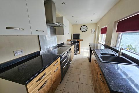 2 bedroom terraced house to rent, Highfield Street, Anstey