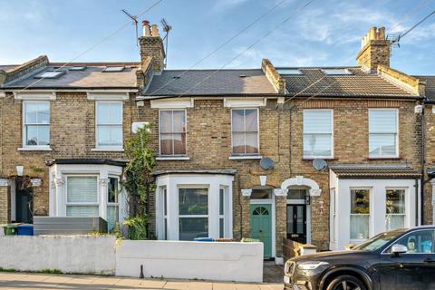 2 bedroom flat for sale, Avondale Rise, Peckham Rye, London, SE15