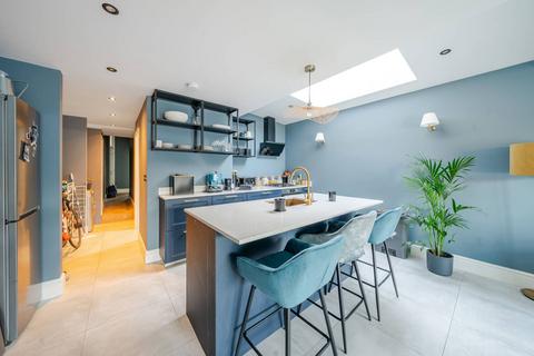 2 bedroom flat for sale, Avondale Rise, Peckham Rye, London, SE15
