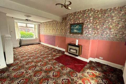 2 bedroom semi-detached house for sale, Buckingham Road, Droylsden