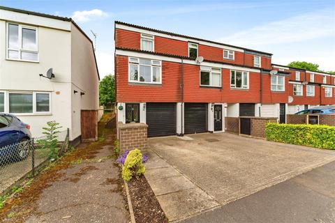 2 bedroom townhouse for sale, Ivanhoe Close, Uxbridge, UB8 3RT