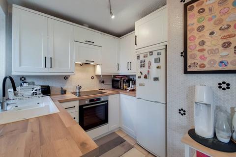 1 bedroom flat to rent, London Road, Stanmore, HA7