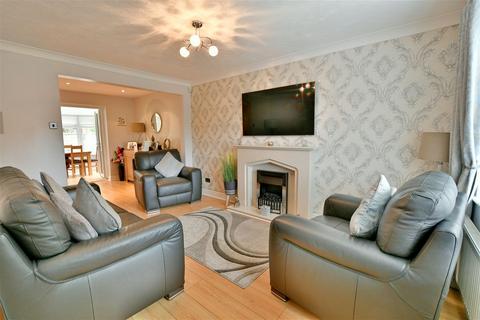 24 Appleton Close, Gateshead, NE11 9SG