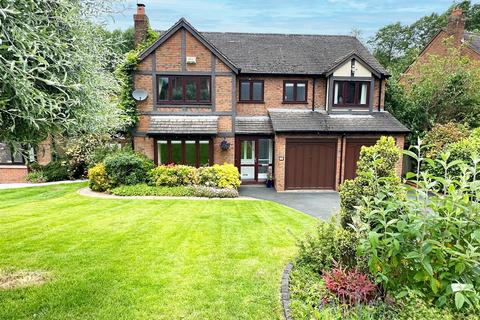 4 bedroom detached house for sale, Sycamore Drive, Hollywood B47 5QX