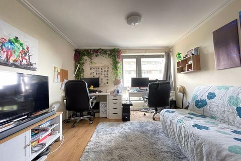 1 bedroom apartment for sale, Trentham Court, Victoria Road, Acton, W3