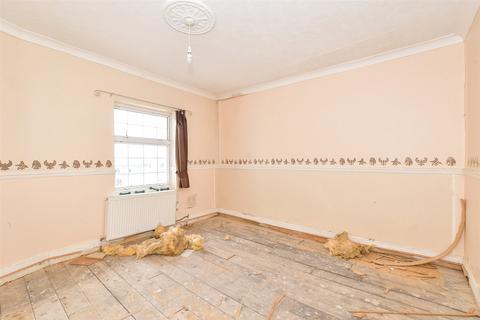 2 bedroom flat for sale, London Road, Portsmouth, Hampshire