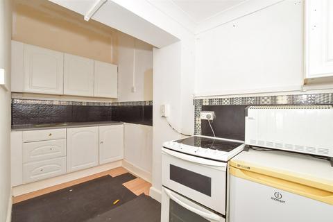 1 bedroom ground floor flat for sale, London Road, Portsmouth, Hampshire