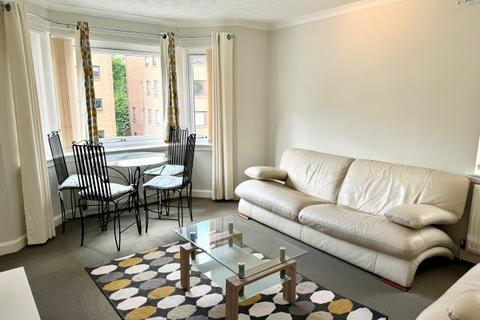 2 bedroom flat to rent, Craigend Park, Liberton, Edinburgh, EH16