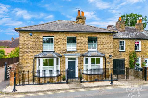 13 Church Hill, Epping, CM16 4RA