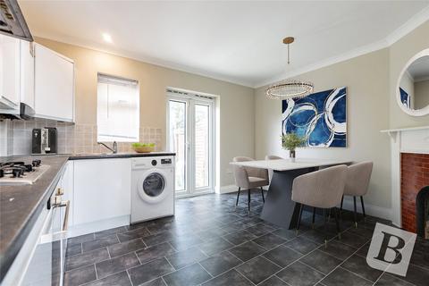56 Dagenham Road, Romford, RM7 0BX