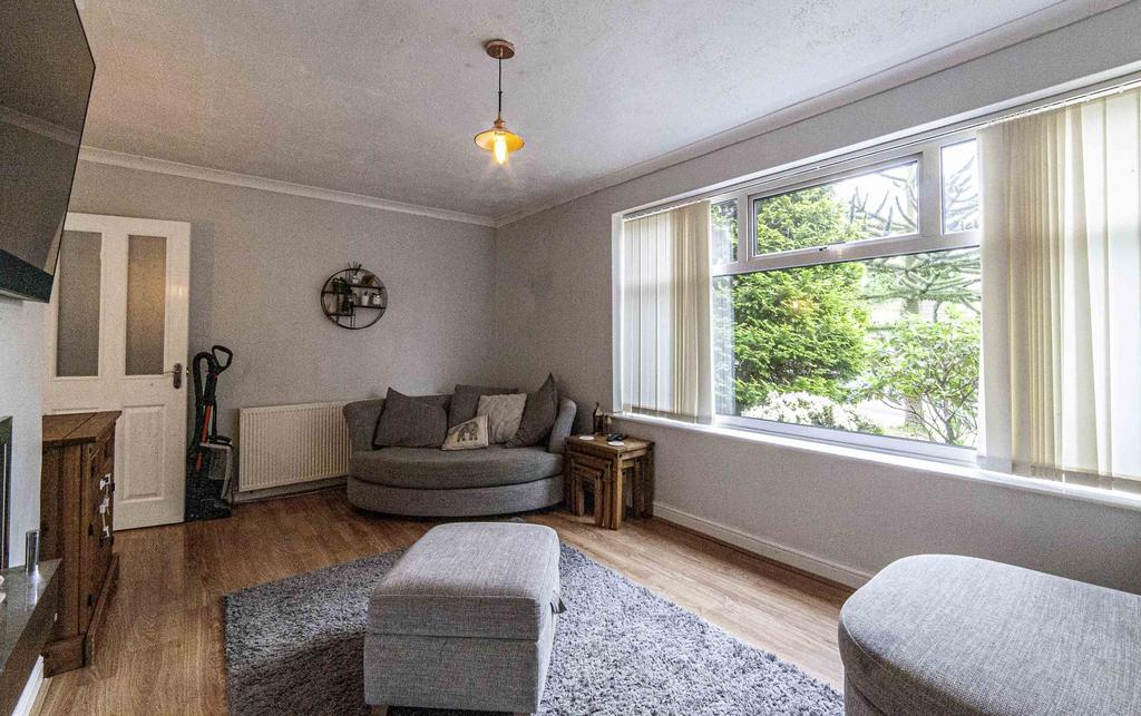Ashfield Crescent, Saddleworth, OL4 3 bed semidetached house for sale