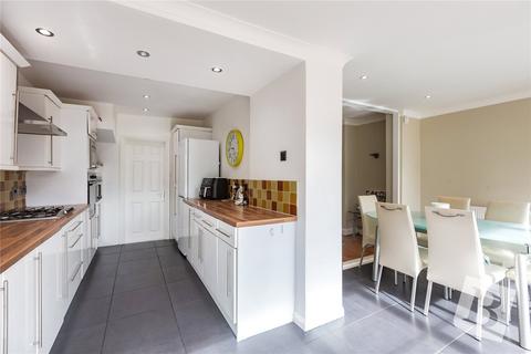 15 Beulah Road, Hornchurch, RM12 4YR