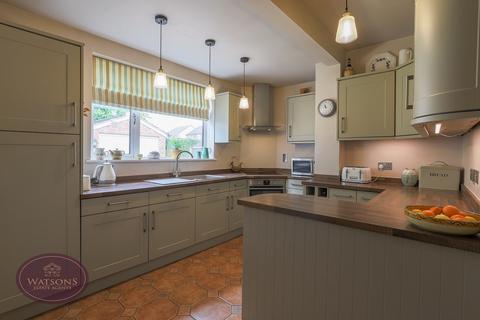 3 bedroom detached bungalow for sale, Commonside, Selston, Nottingham, NG16