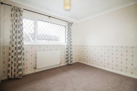 3 bedroom terraced house to rent, Holdforth Place, Armley, Leeds, LS12