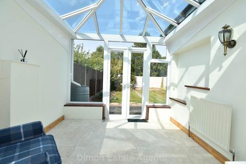 2 bedroom semi-detached bungalow for sale, Southcroft Road, Gosport