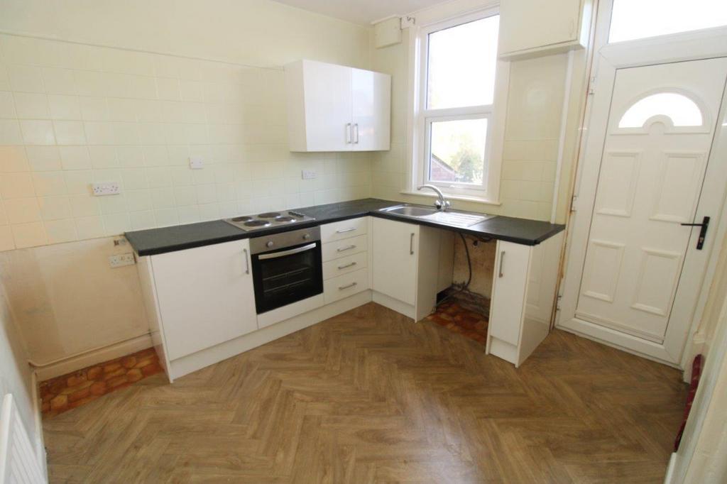 Spring Street, Barnsley 2 bed terraced house for sale £85,000