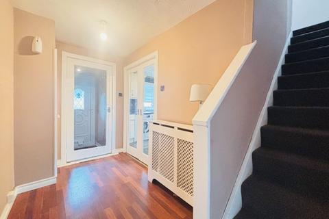 2 bedroom flat to rent, Wyndford Road, Maryhill, Glasgow, G20