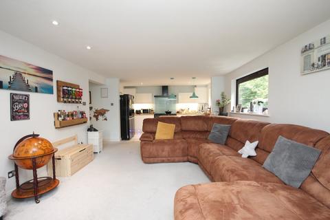3 bedroom apartment for sale, 38 Western Road, BRANKSOME PARK, BH13