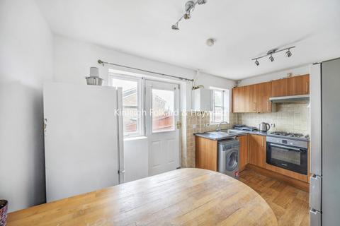 18p Goudhurst Road, Bromley, BR1 4QB