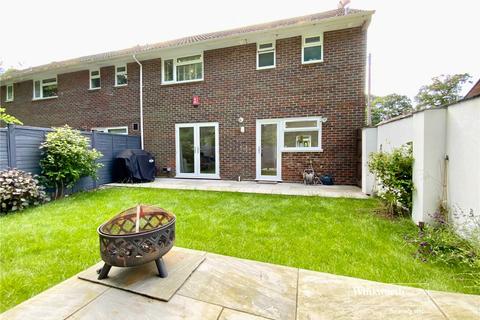3 bedroom end of terrace house for sale, Bure Homage Gardens, Mudeford, Christchurch, BH23