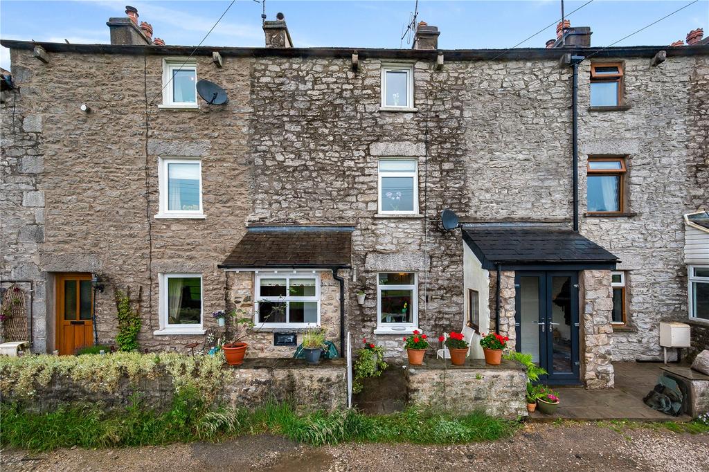 Holme, Cumbria LA6 3 bed terraced house for sale £220,000