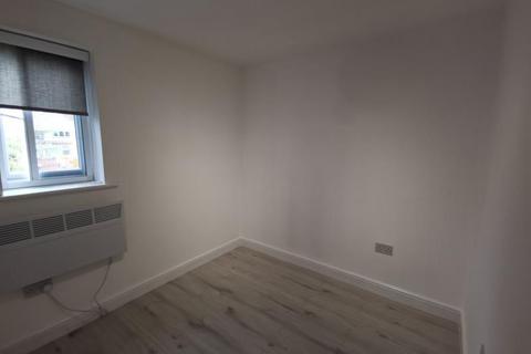 1 bedroom flat to rent, Cherry Blossom Close, Palmers Green, N13