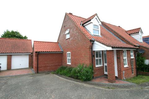 3 bedroom semi-detached house for sale, Barn Meadow, Trowse NR14