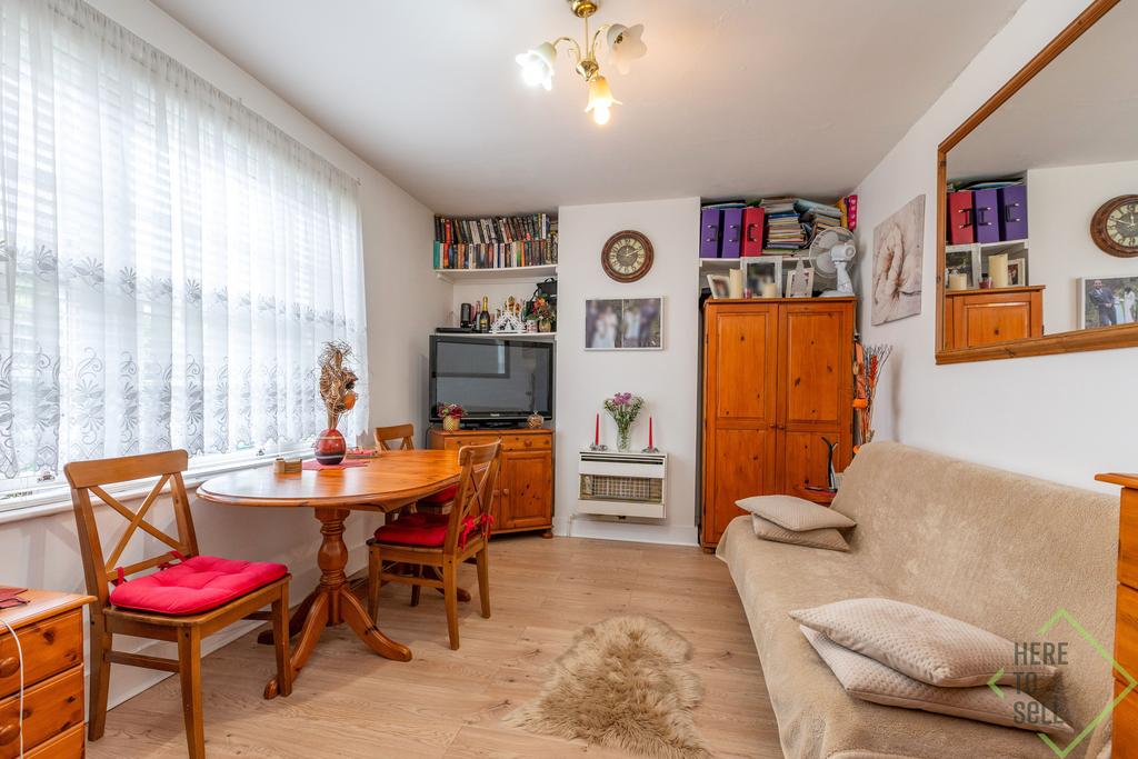 298 Lordship Lane, London, N17 7 QU 3