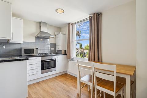 2 bedroom flat to rent, Sutherland Avenue, London