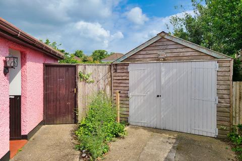 2 bedroom semi-detached bungalow for sale, York Close, Totton SO40